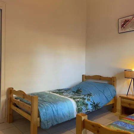 度假居 Maison Avec Jardin Clos Et Terrasse, Proche Et Commerces, 5 Couchages, - Fr-1-224b-83 *